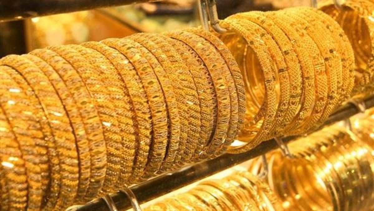 تحديثات أسعار الذهب اليوم وتأثيراتها الاقتصادية
