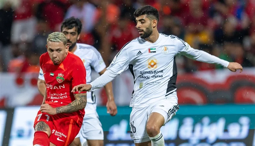 مباراة عجمان ضد شباب الأهلي: تحليلات وتفاصيل