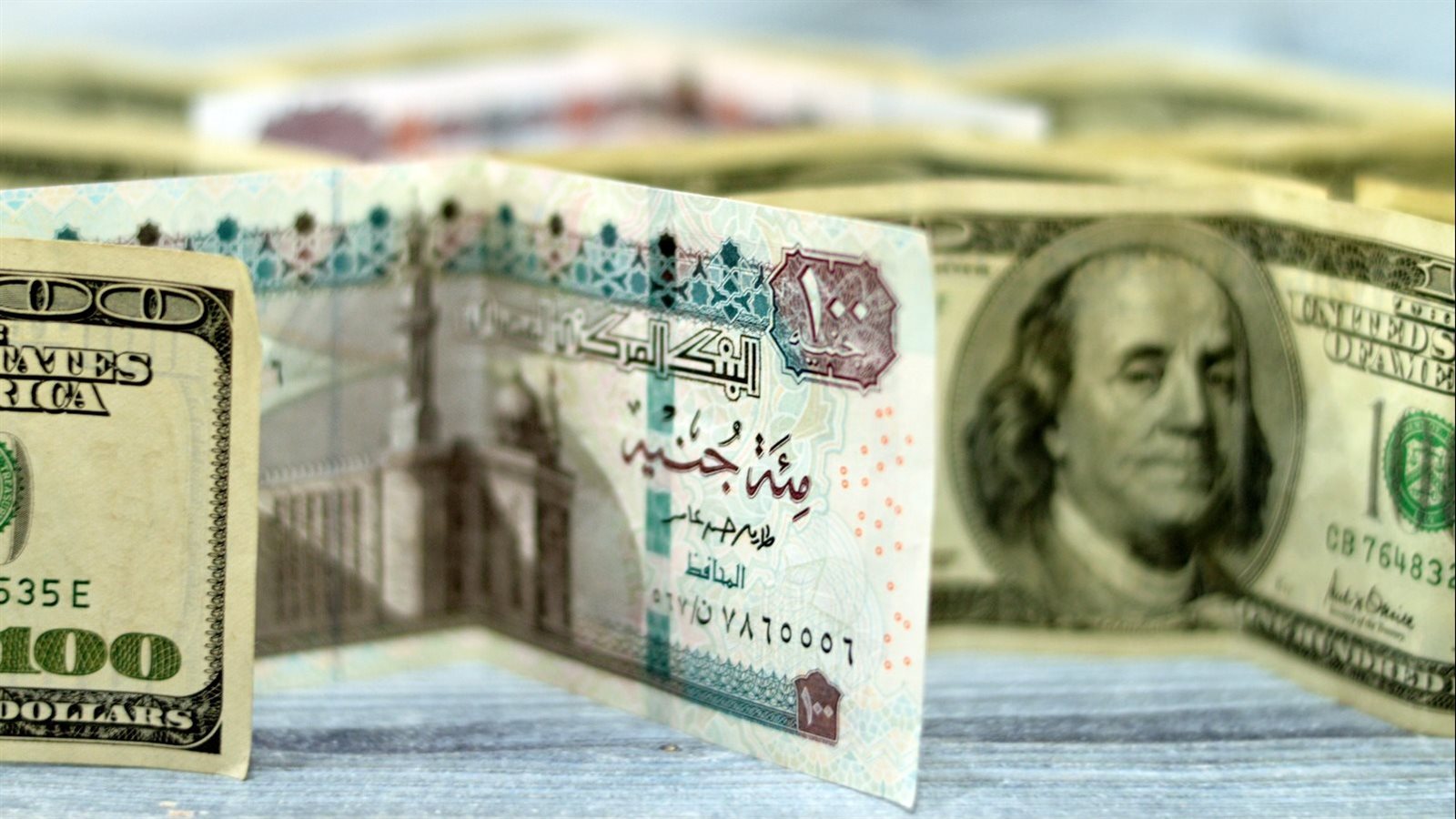 تطورات أسعار الدولار مقابل الجنيه