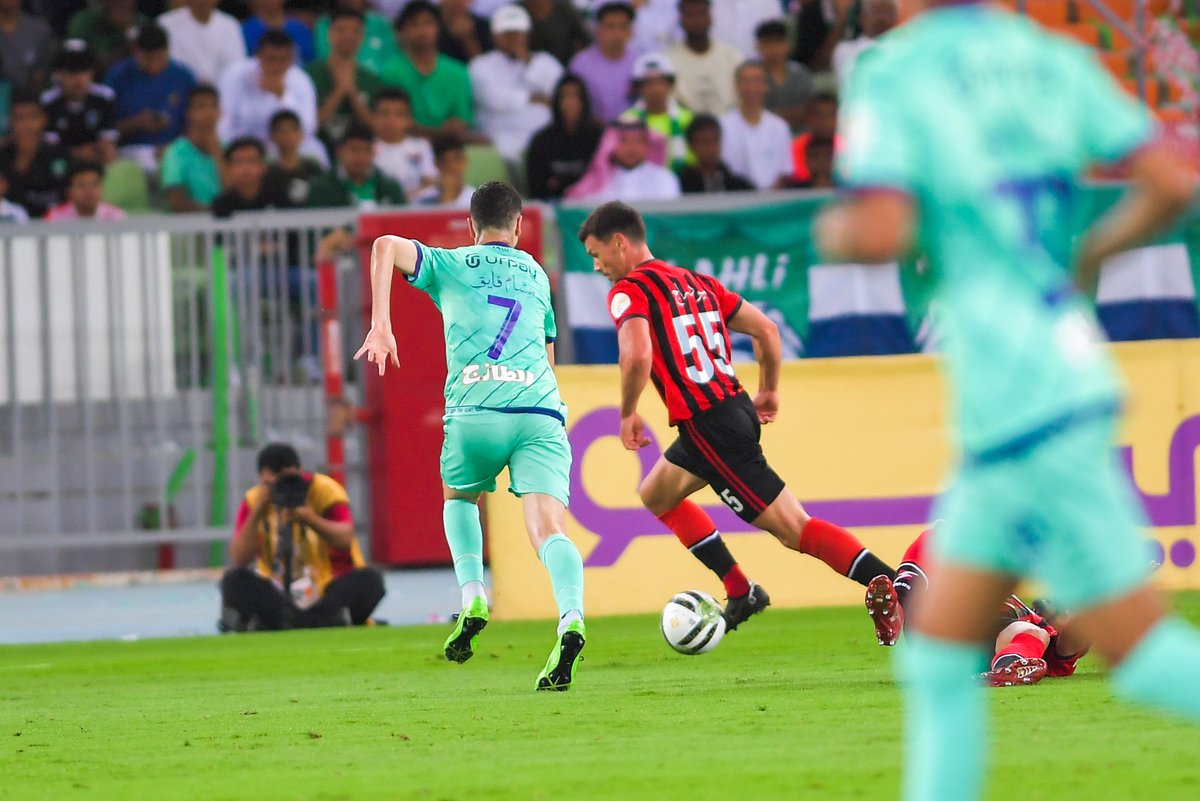 دوري يلو: البوابة الجديدة للنجوم في كرة القدم السعودية