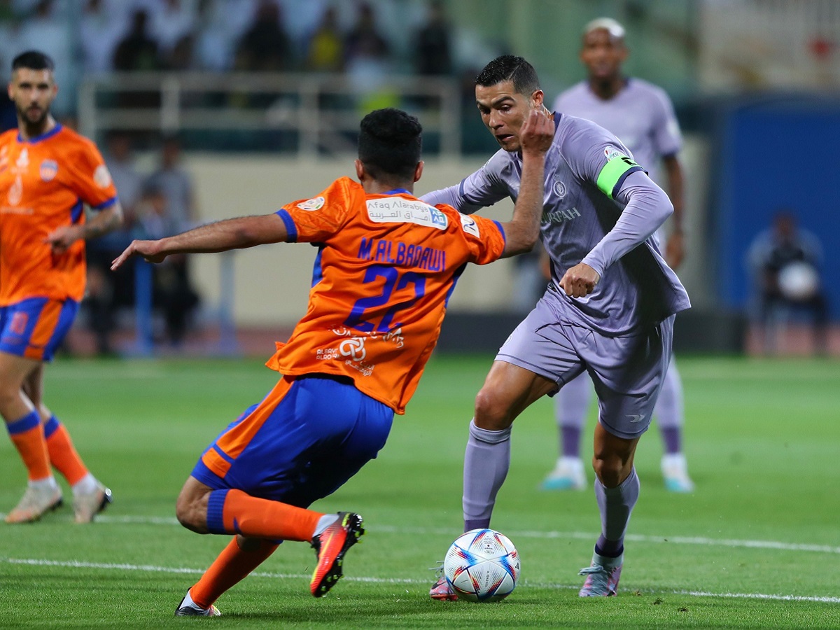 مباراة الهلال ضد الفجيرة: تحليل وأهمية المواجهة