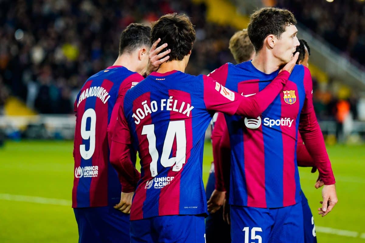 نادي برشلونة: تاريخ إنجازات وتحديات