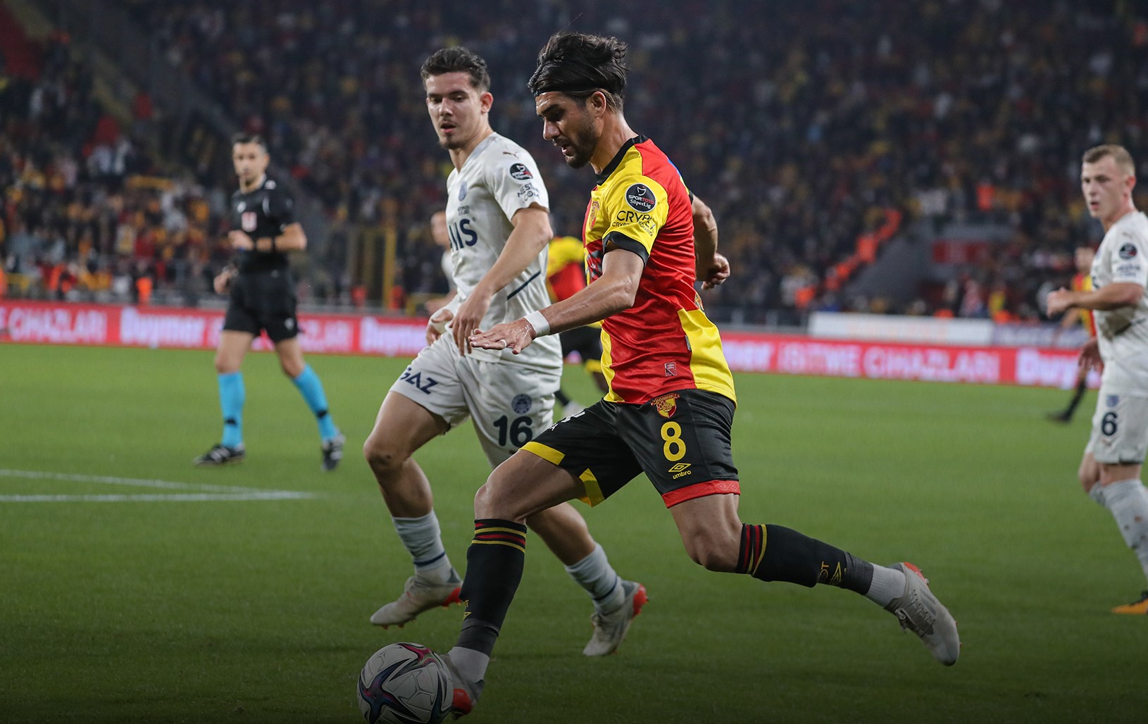 تحليل لمواجهة Fenerbahçe – Göztepe في الدوري التركي