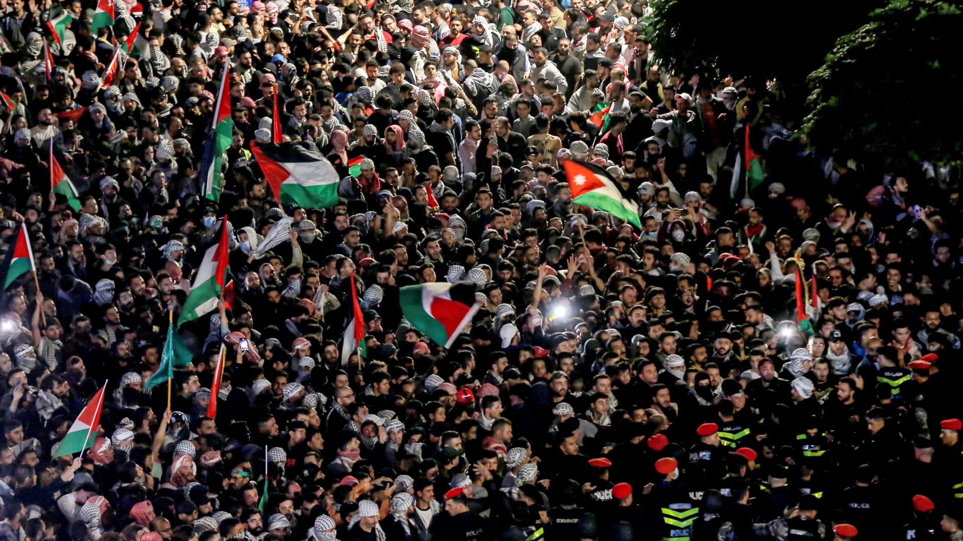 تحليل مباراة روما ضد كالياري: مواجهة مثيرة في الدوري الإيطالي