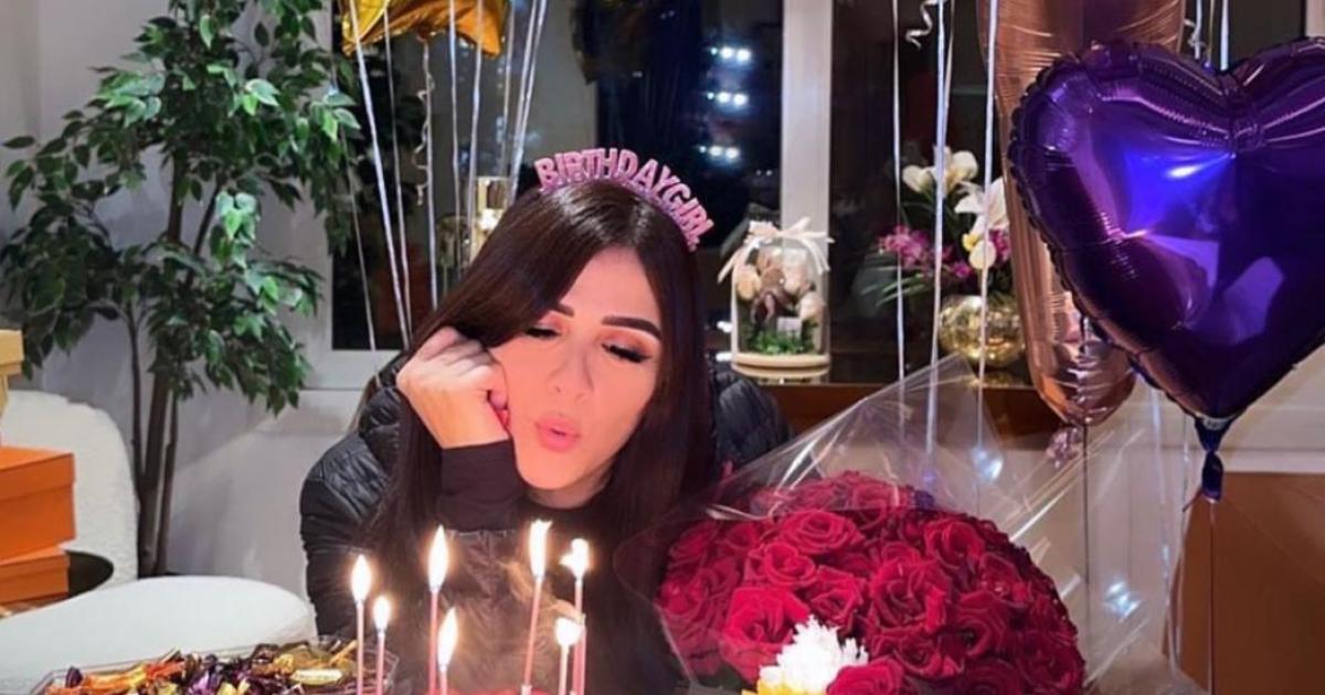 ياسمين عبد العزيز: مسيرة فنية مبهرة وتأثير ثقافي