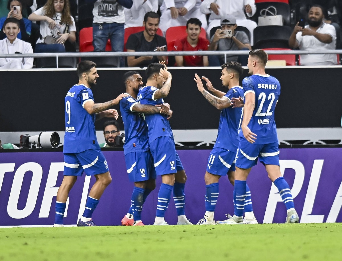 مباراة الأسد ضد الاتحاد: صراع العمالقة في دوري نجوم قطر